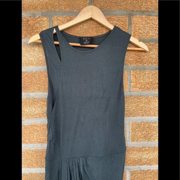 A.L.C.
Jersey dress  size xo - Picture 2 of 7